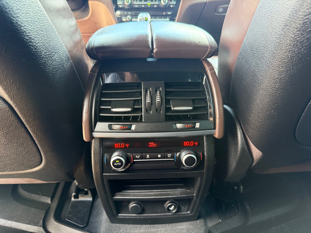 2015 BMW X5 Image 23