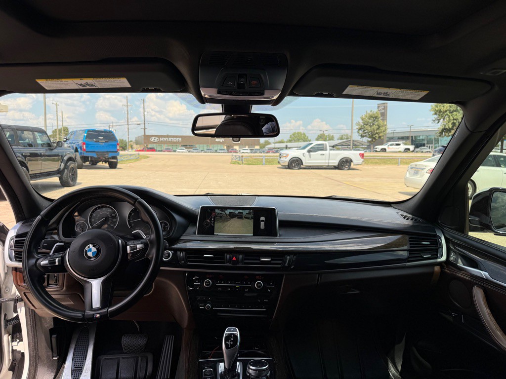 2015 BMW X5 Image 24