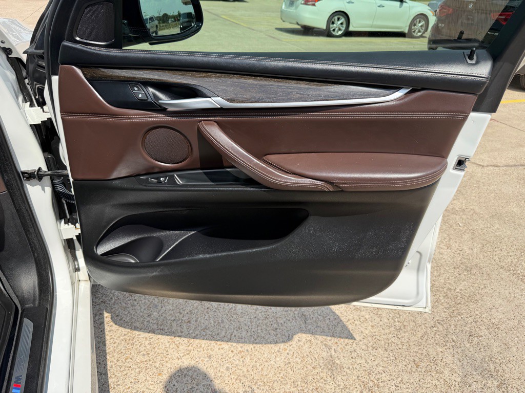 2015 BMW X5 Image 26