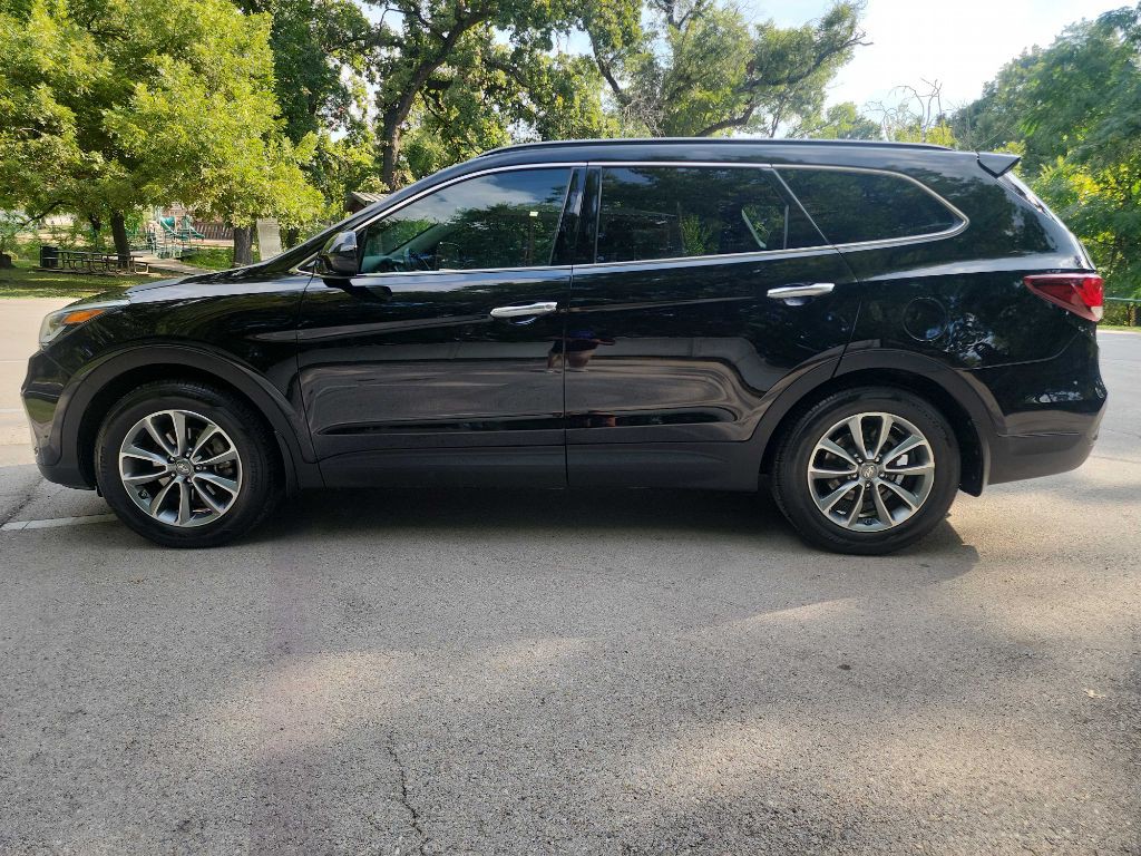 2019 Hyundai Santa Fe Image 4