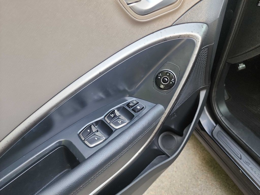 2019 Hyundai Santa Fe Image 13