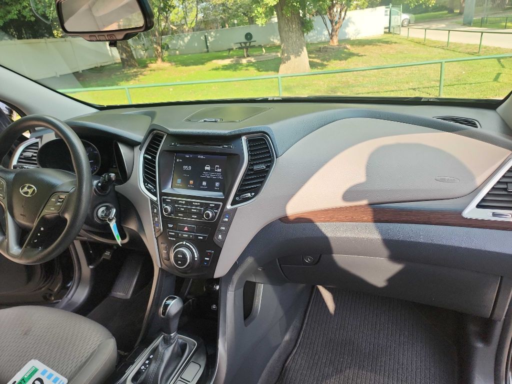 2019 Hyundai Santa Fe Image 37