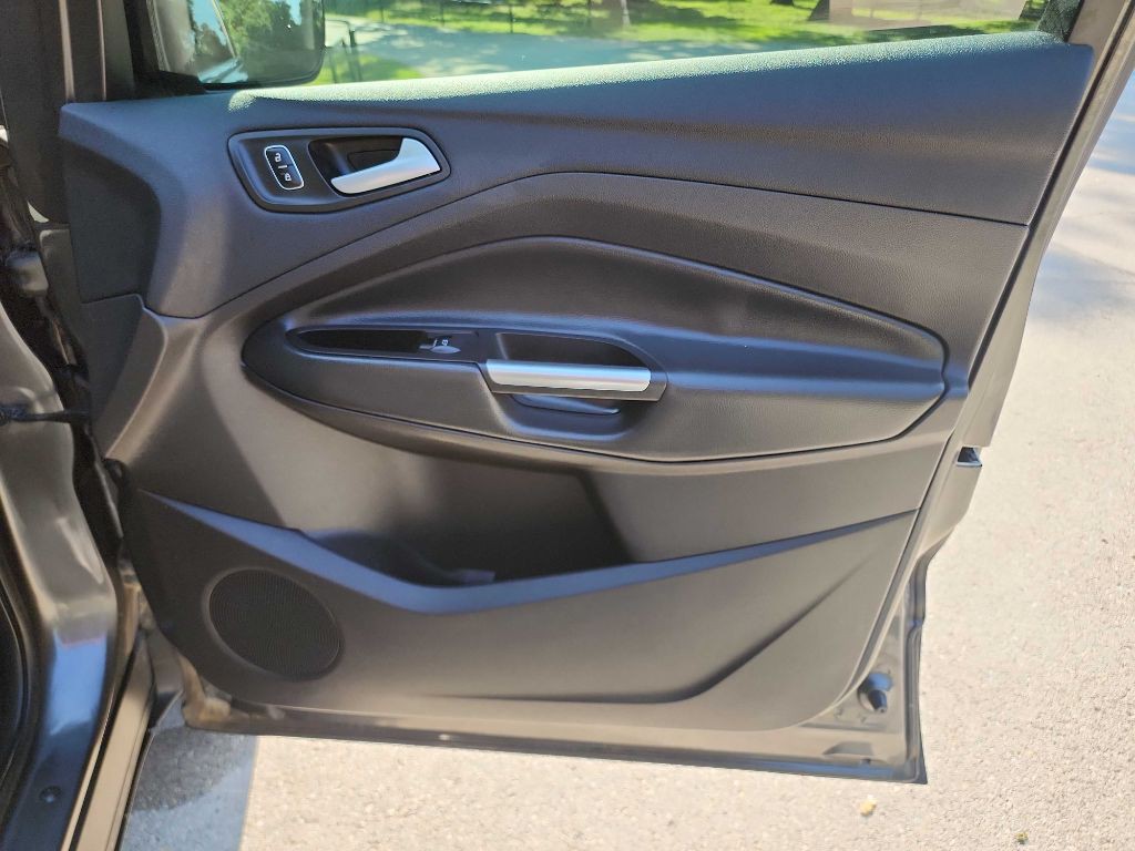 2018 Ford Escape Image 35