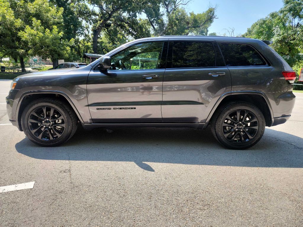 2021 Jeep Grand Cherokee Image 4
