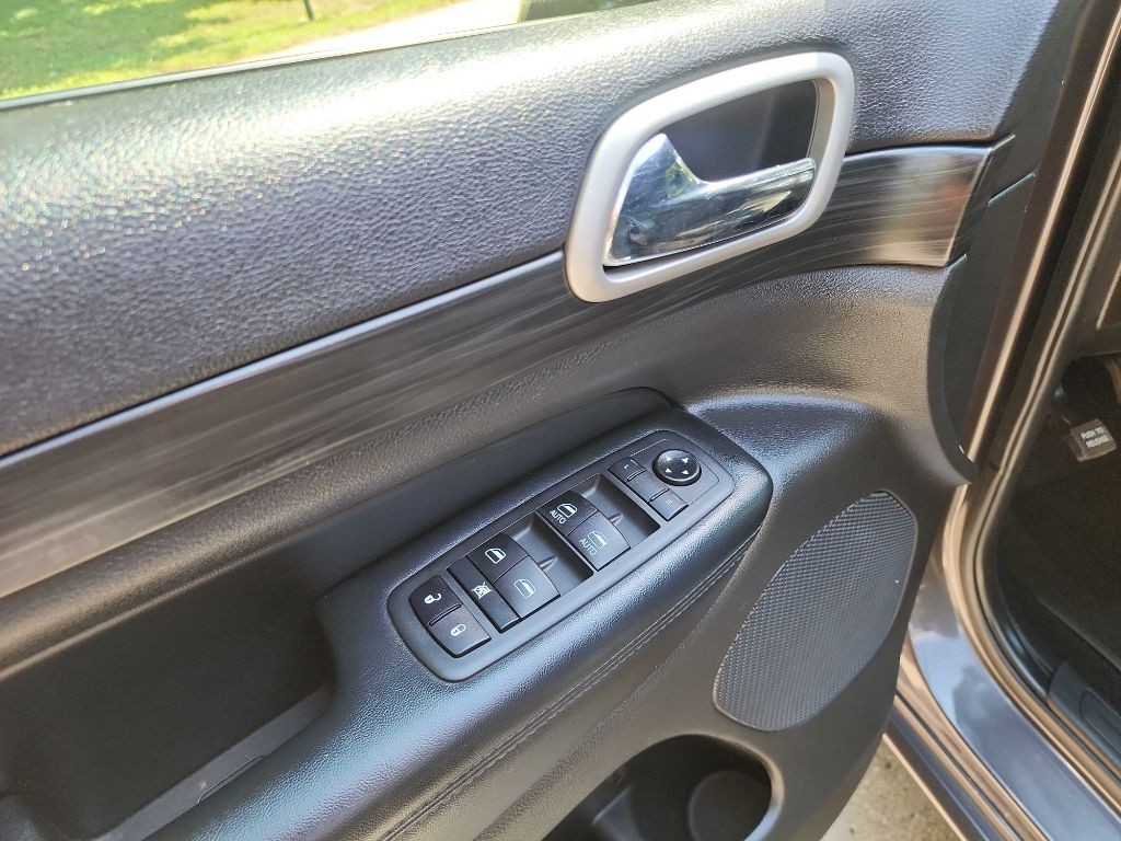 2021 Jeep Grand Cherokee Image 14