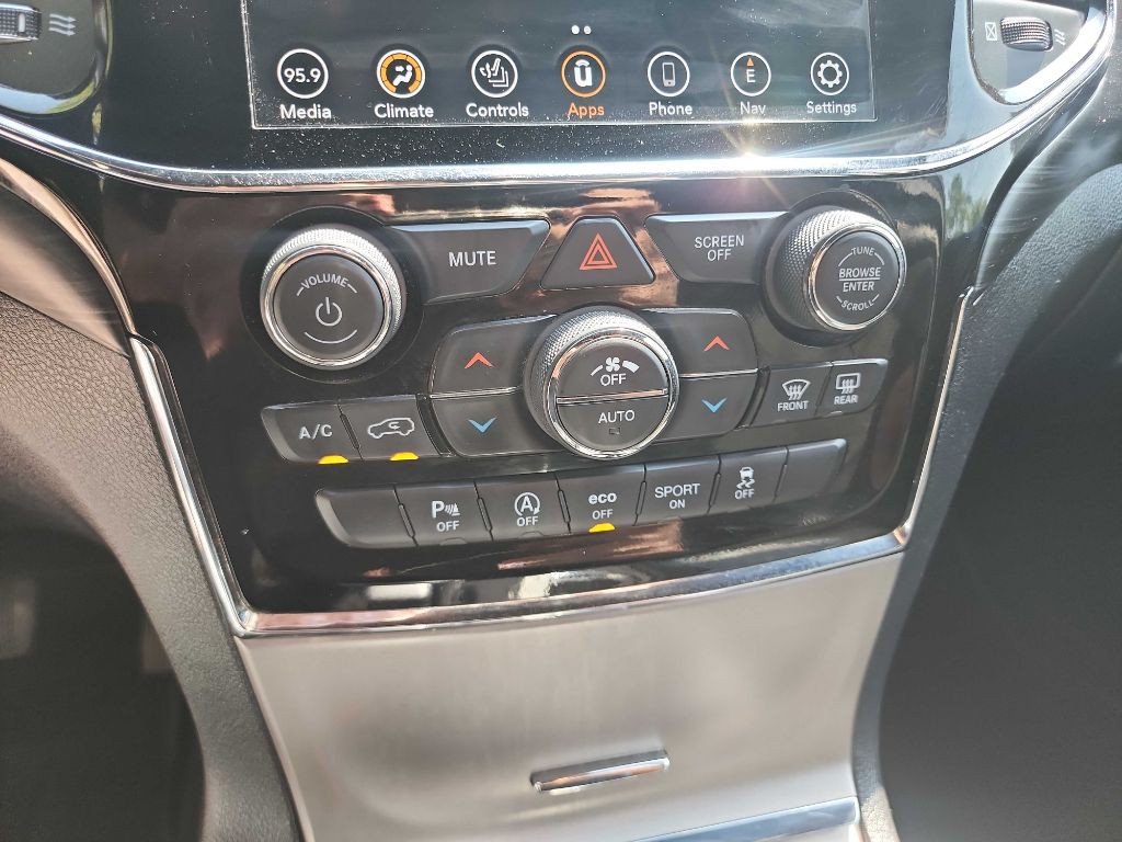2021 Jeep Grand Cherokee Image 24