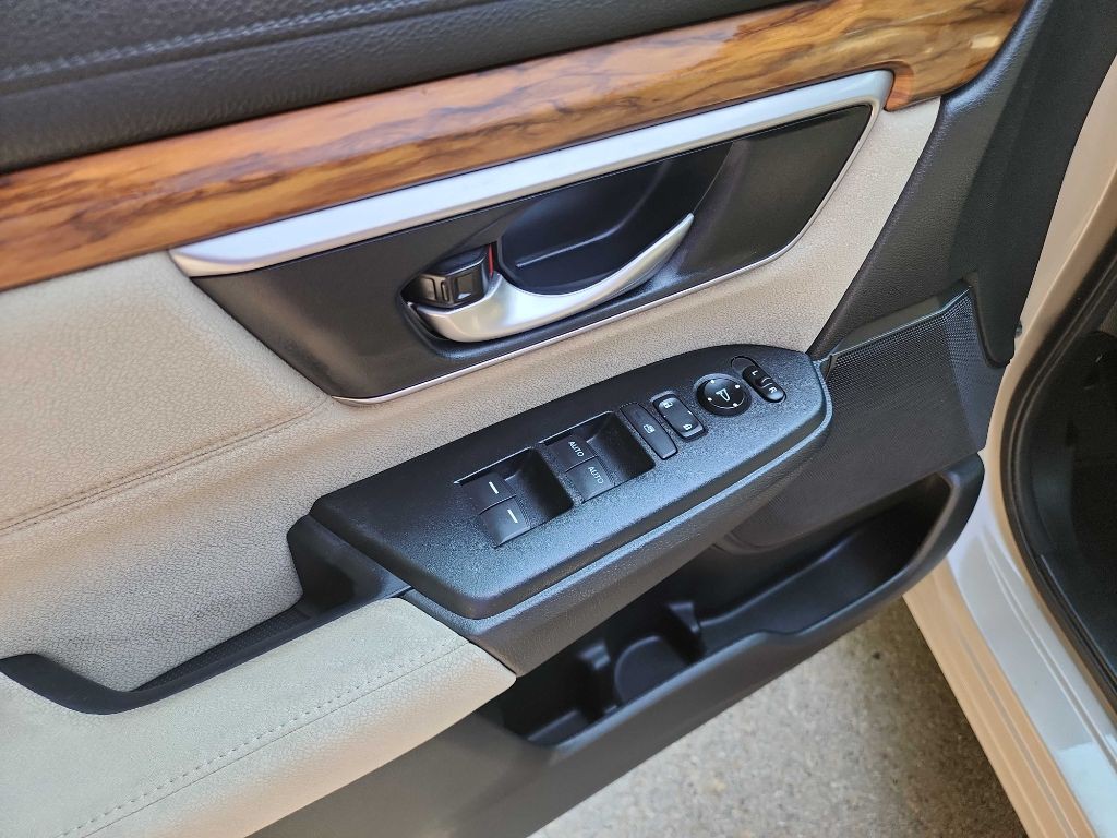 2018 Honda CR-V Image 16
