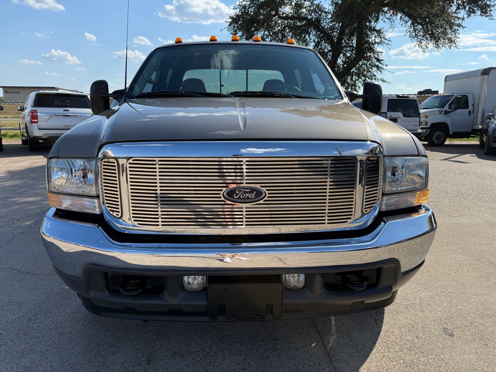 2002 Ford F-350 Image 2