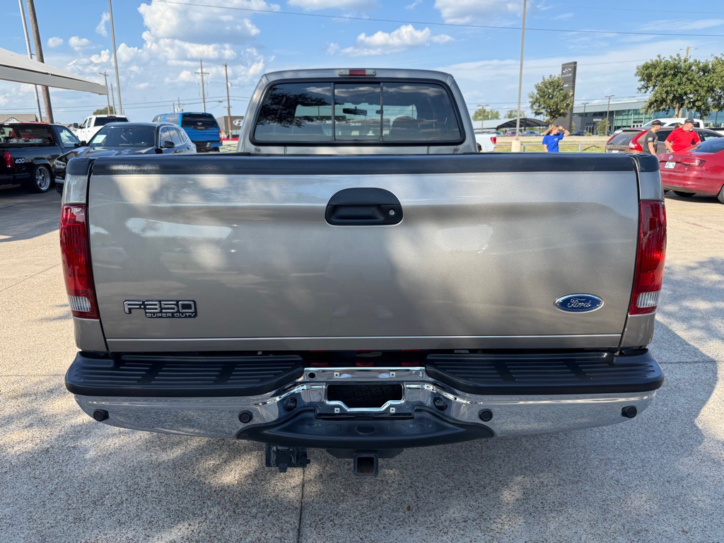 2002 Ford F-350 Image 6