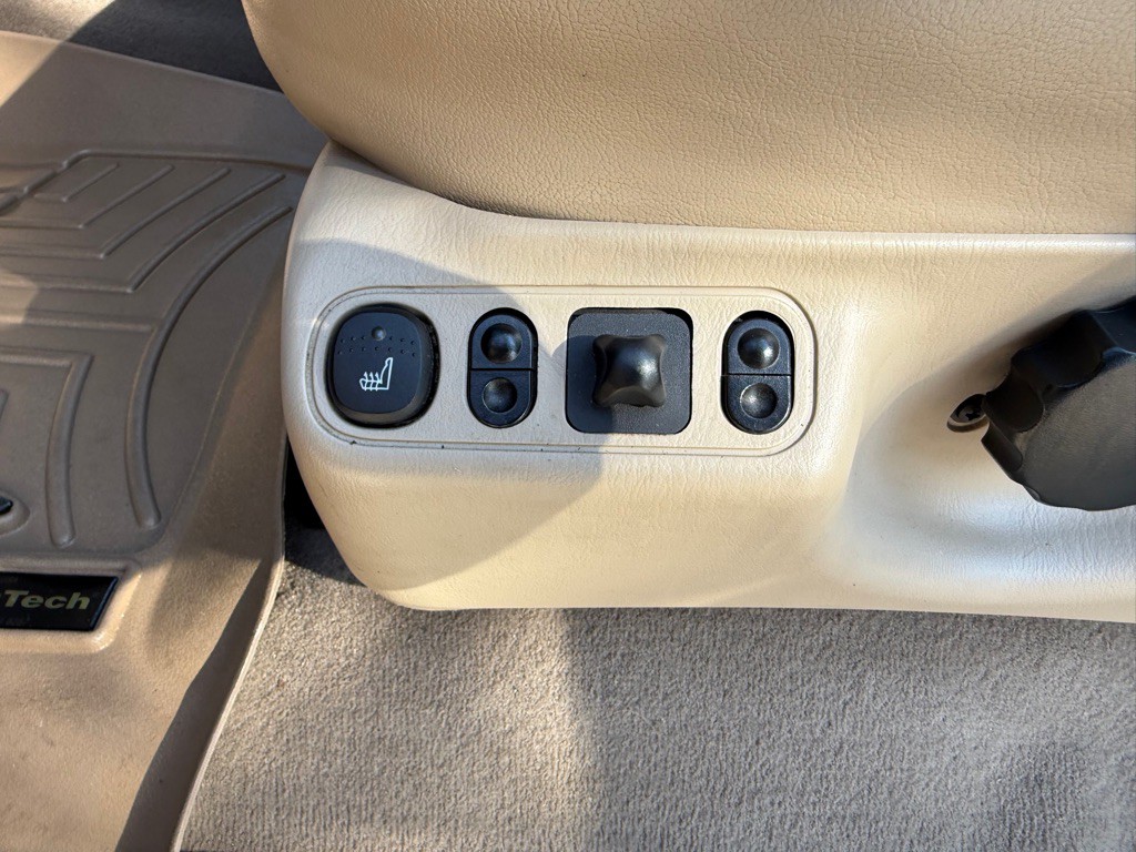 2002 Ford F-350 Image 20