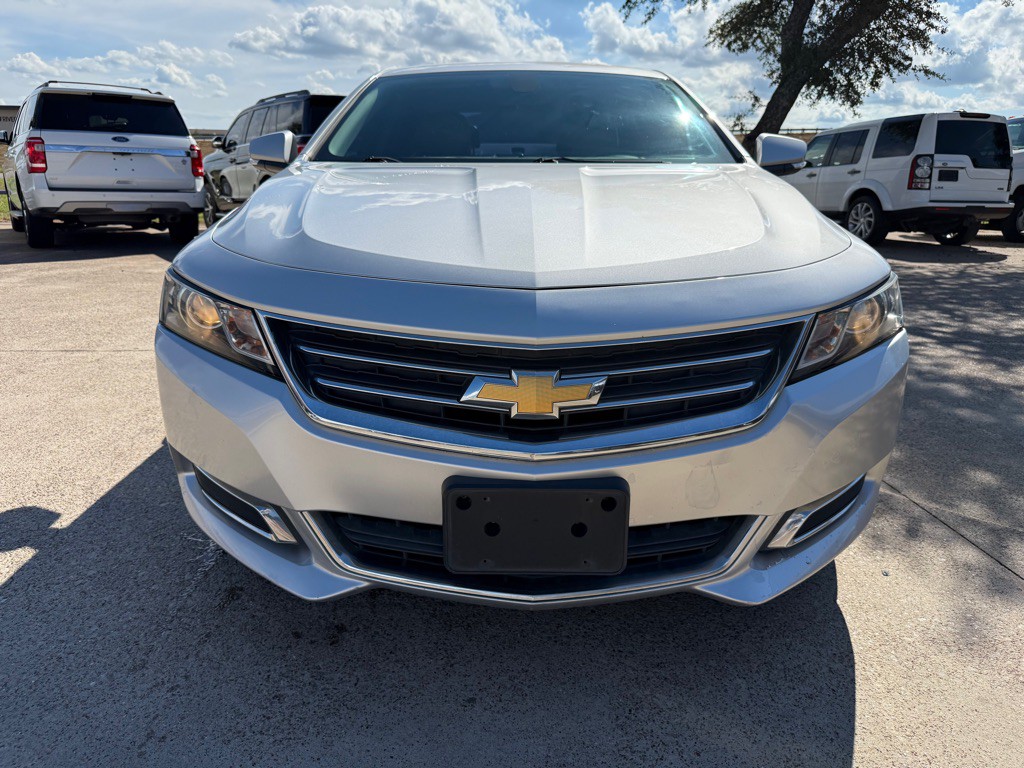 2017 Chevrolet Impala Image 2