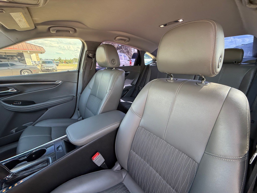 2017 Chevrolet Impala Image 17