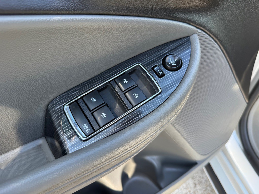 2017 Chevrolet Impala Image 20