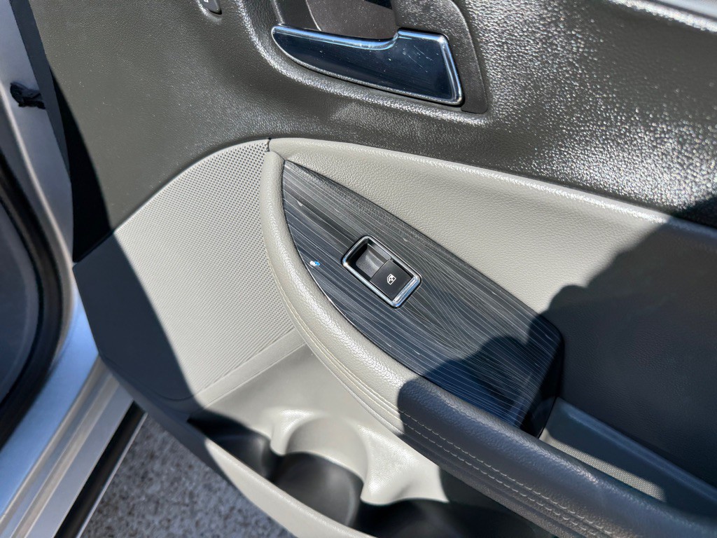 2017 Chevrolet Impala Image 25