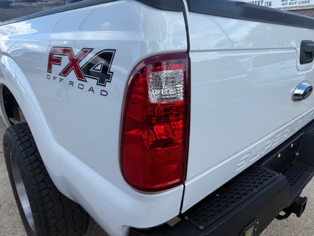 2016 Ford F-250 Image 9