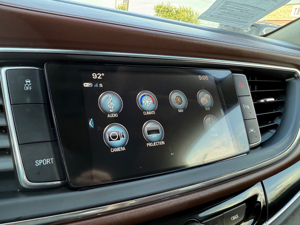 2018 Buick Enclave Image 34
