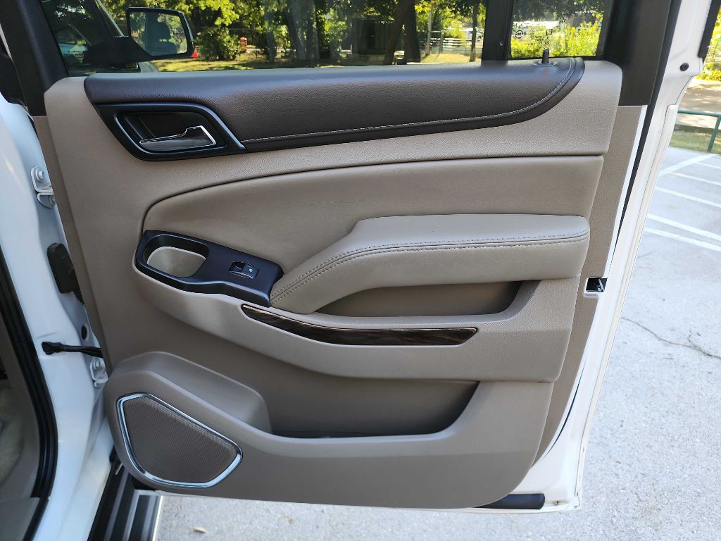 2017 GMC Yukon Image 39