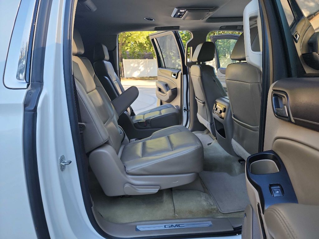 2017 GMC Yukon Image 42