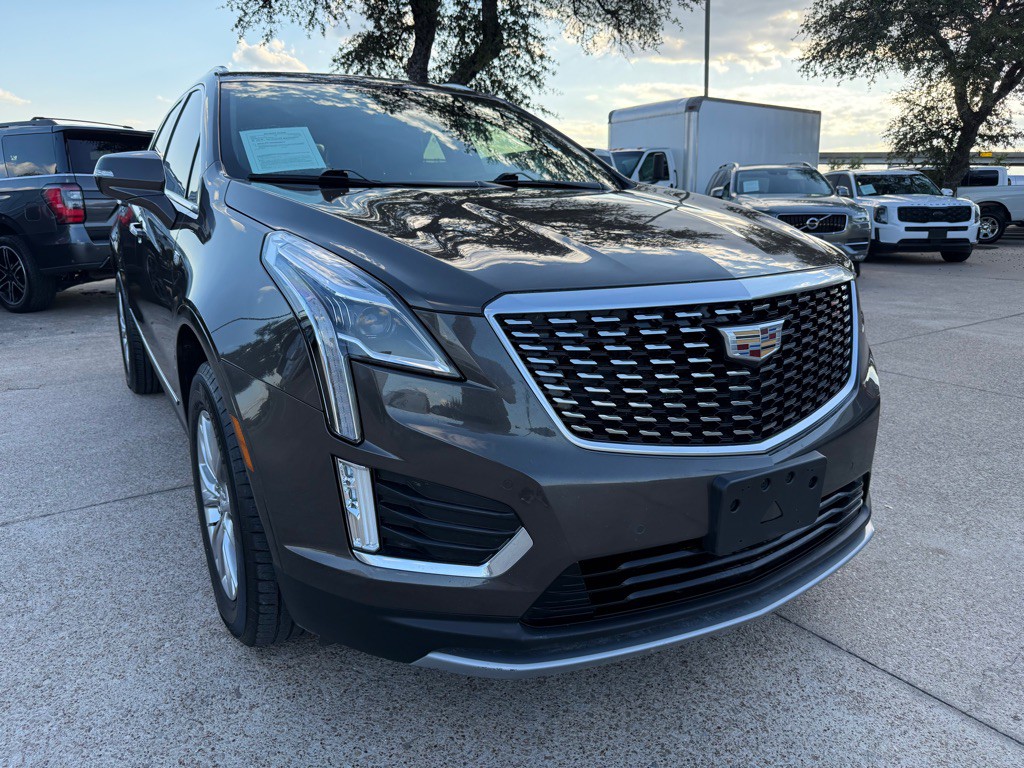 2020 Cadillac XT5 Image 1