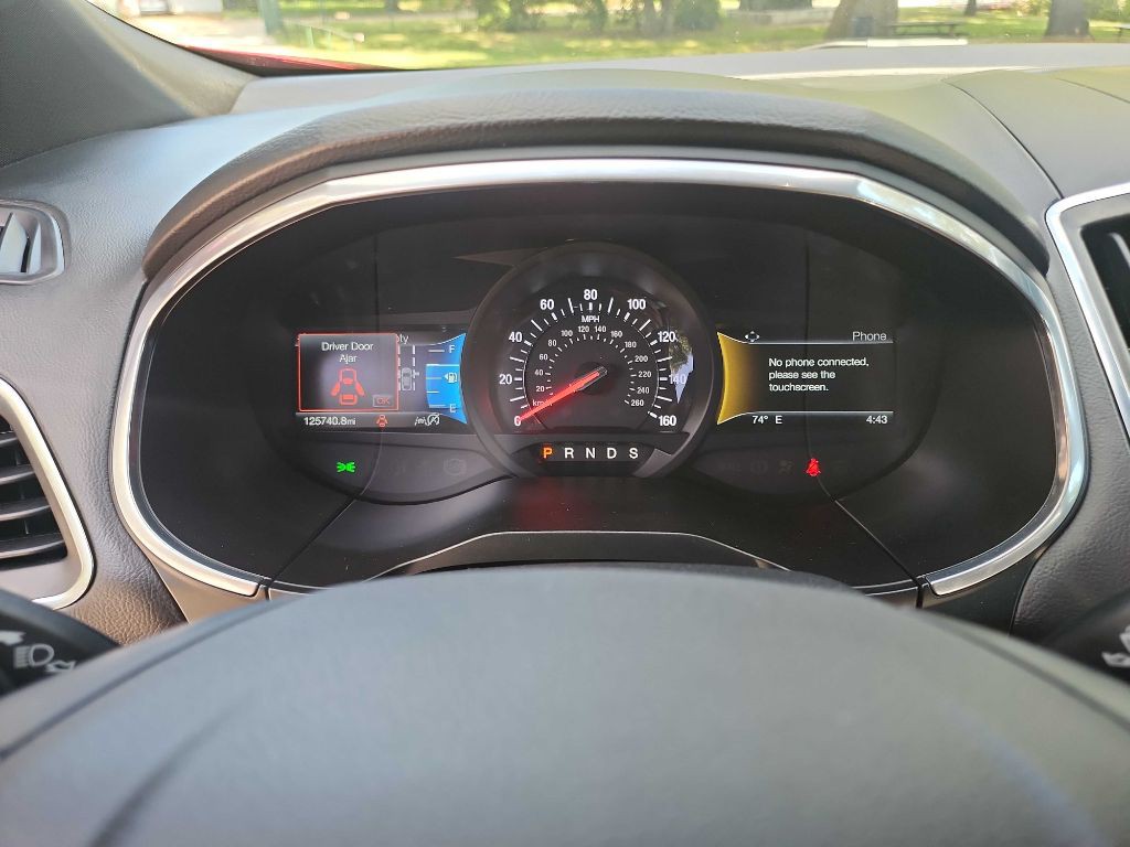 2019 Ford Edge Image 21