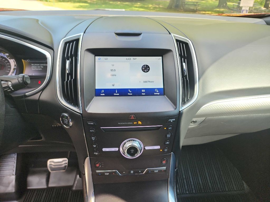 2019 Ford Edge Image 25