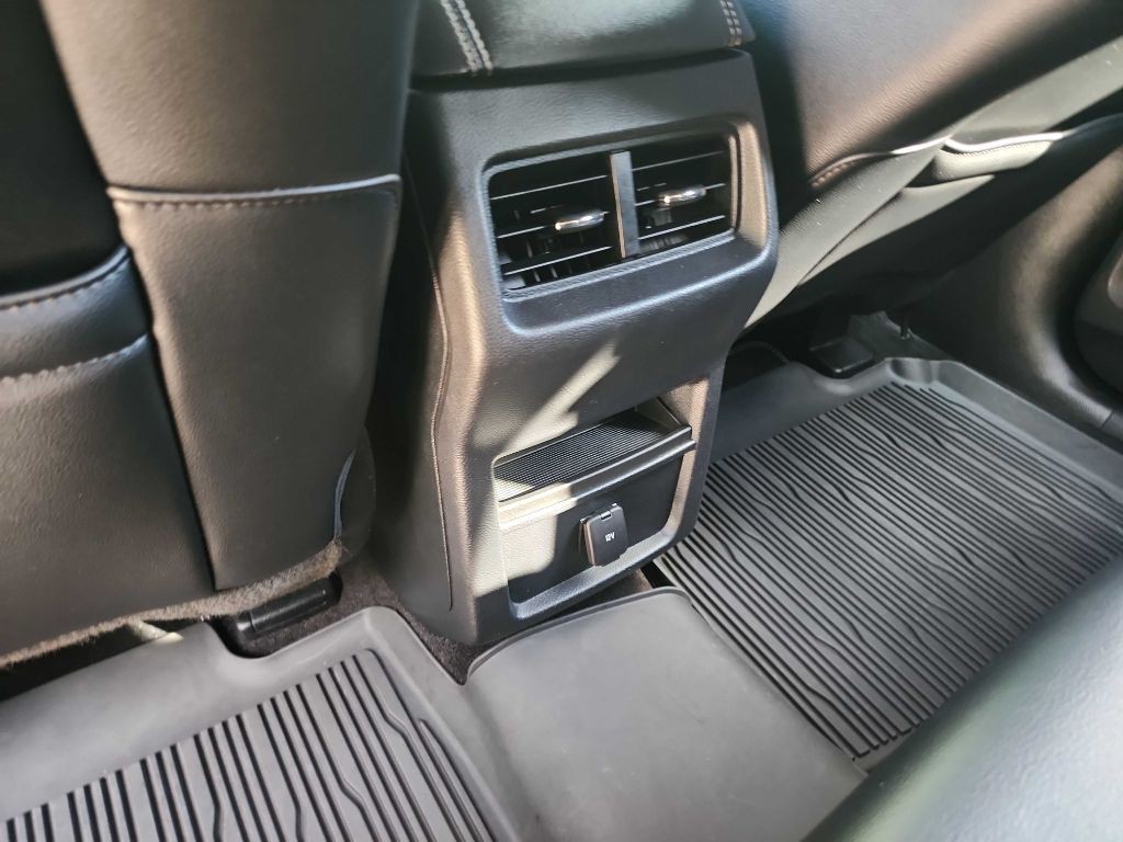 2019 Ford Edge Image 34