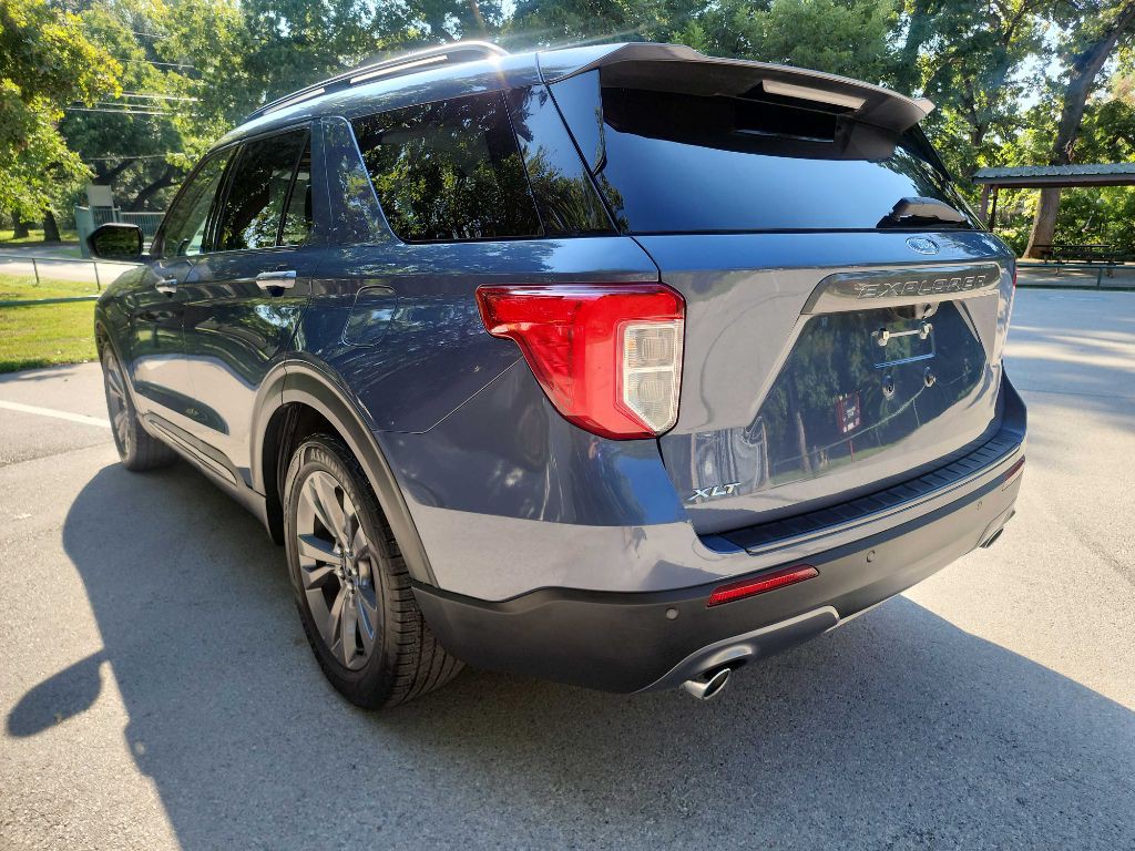 2021 Ford Explorer Image 5