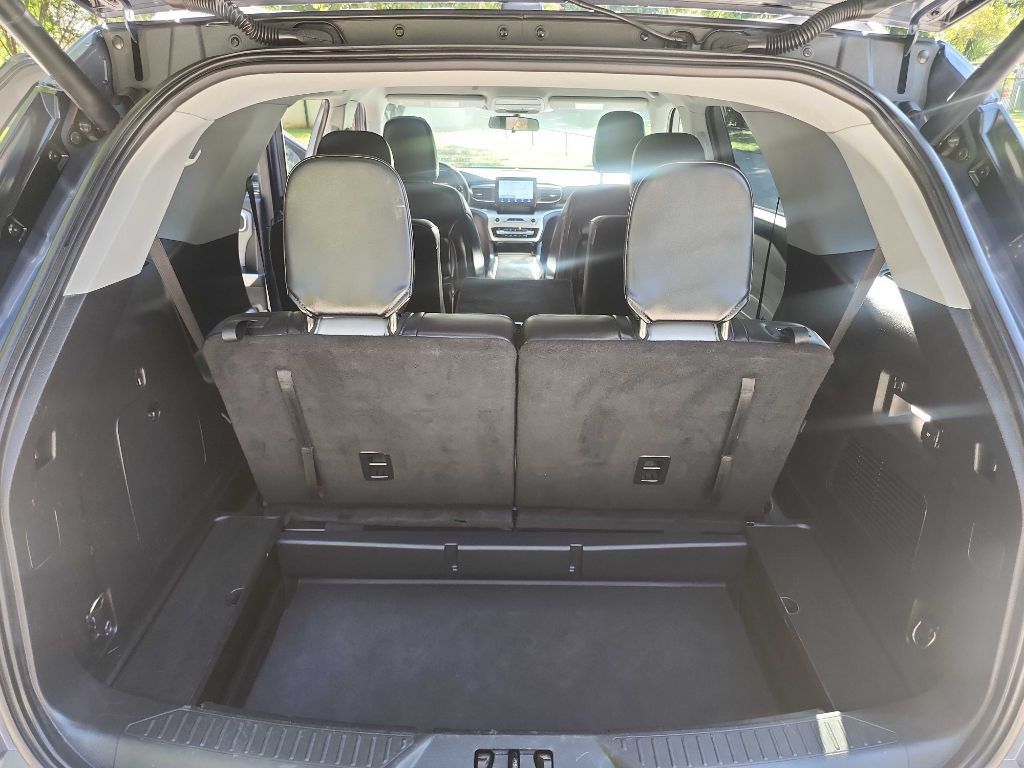 2021 Ford Explorer Image 32