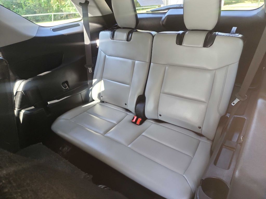 2021 Ford Explorer Image 33