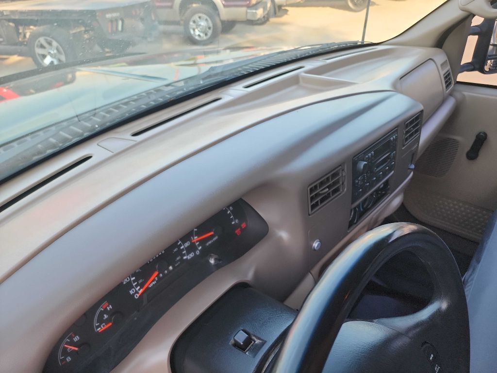 1999 Ford F-250 Image 16