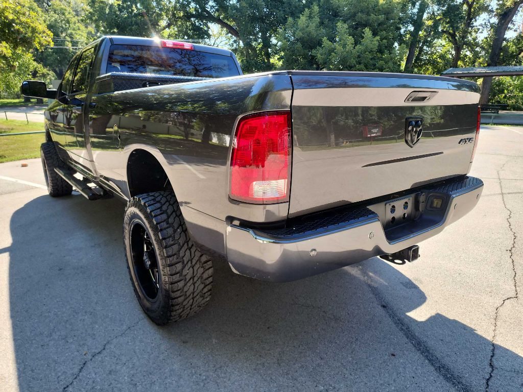 2017 RAM 2500 Image 5