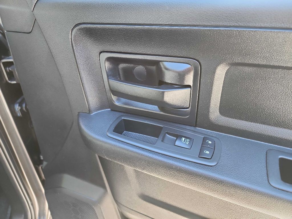 2017 RAM 2500 Image 33