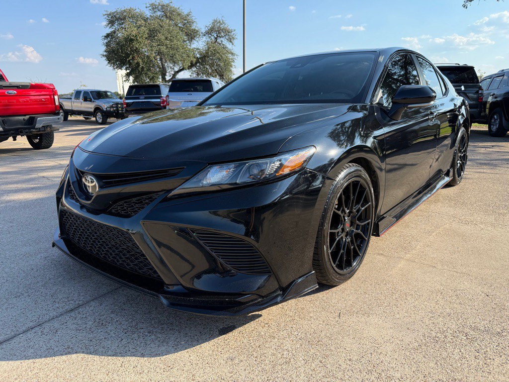 2021 Toyota Camry Image 3