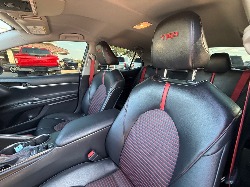2021 Toyota Camry Image 18