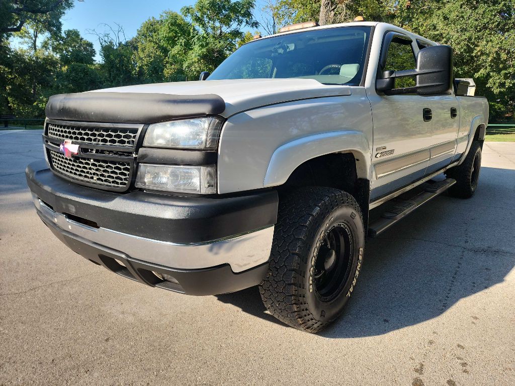 2006 Chevrolet Silverado 1500 Image 3