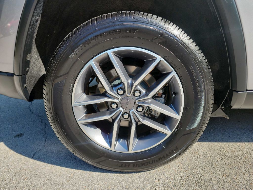 2019 Jeep Grand Cherokee Image 11