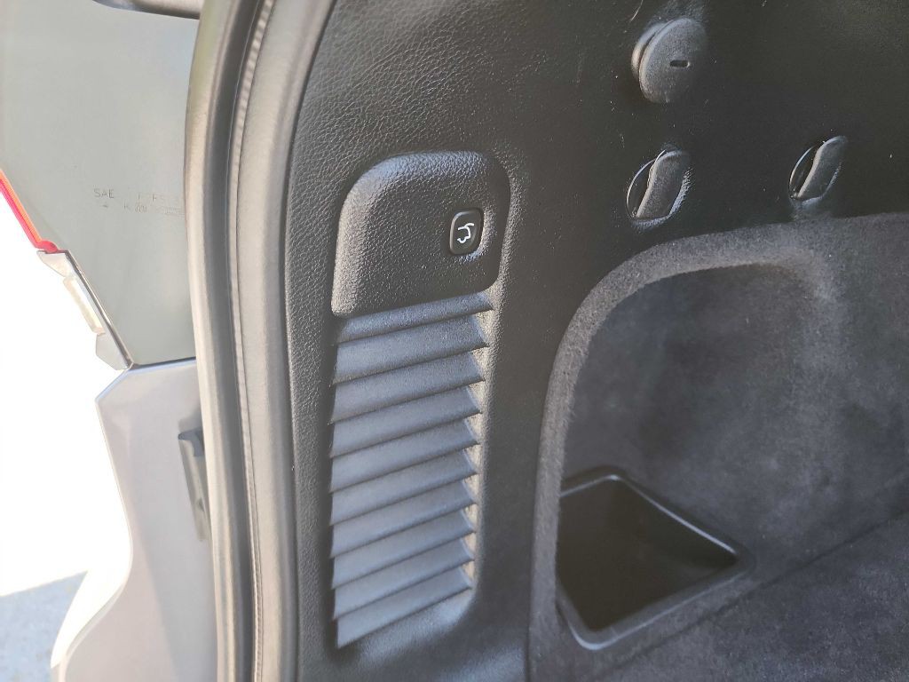 2019 Jeep Grand Cherokee Image 32