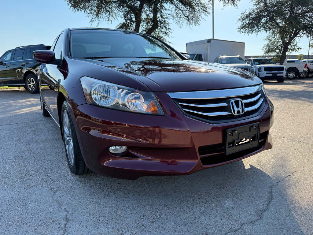 2012 Honda Accord Image 1