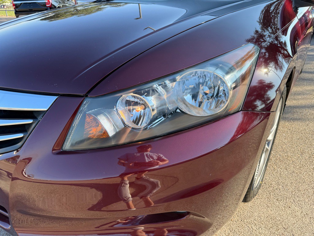 2012 Honda Accord Image 10