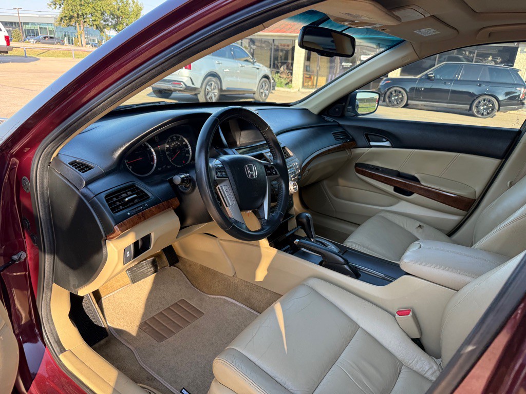 2012 Honda Accord Image 13