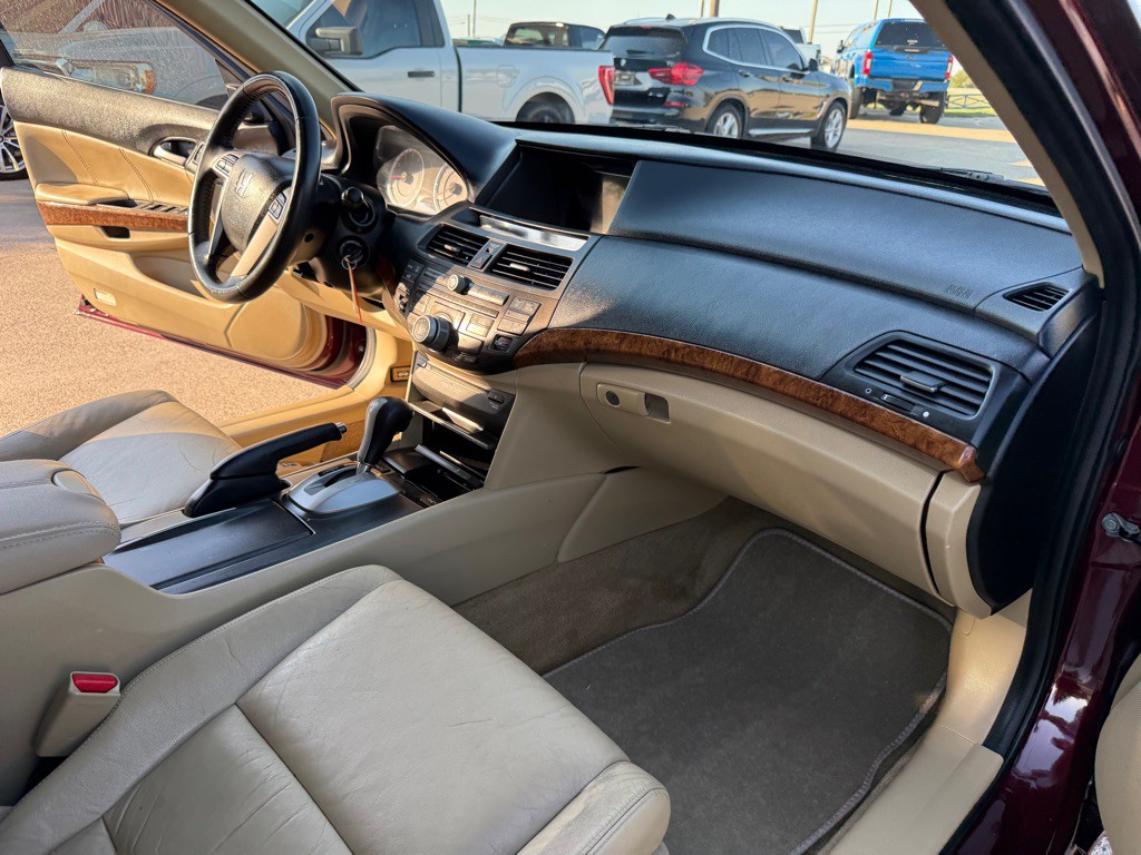 2012 Honda Accord Image 15