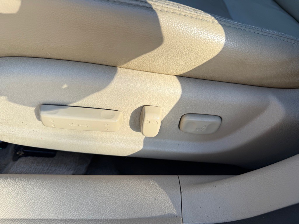 2012 Honda Accord Image 18