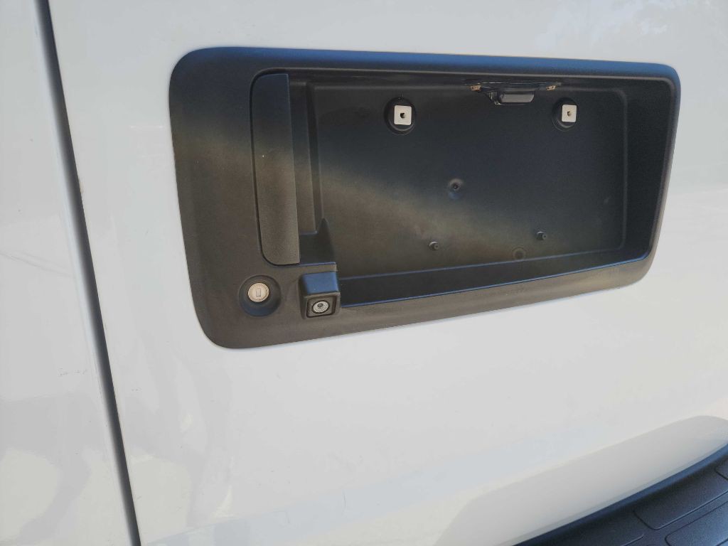 2018 Chevrolet Express Image 8