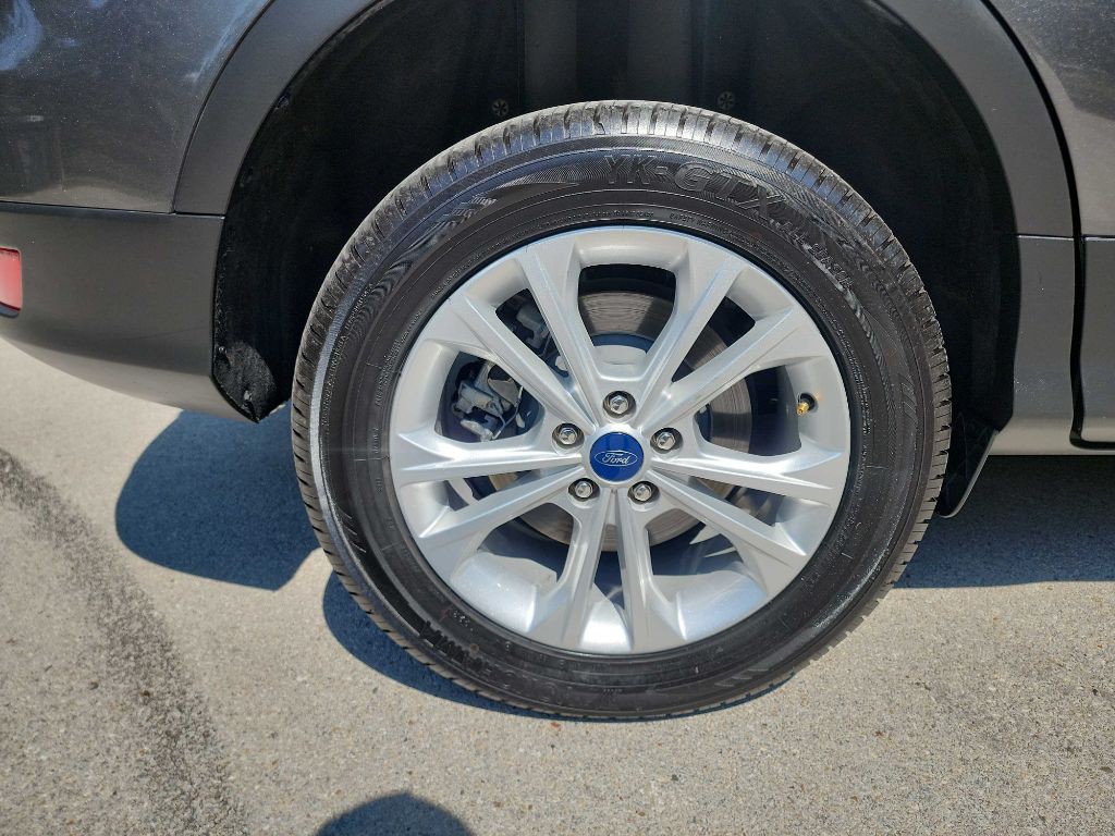 2019 Ford Escape Image 12