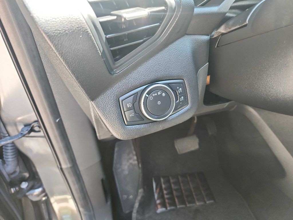 2019 Ford Escape Image 17