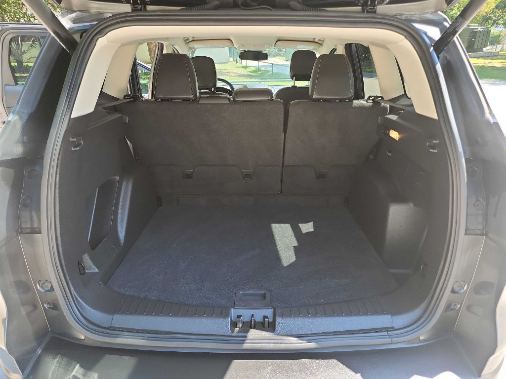2019 Ford Escape Image 34