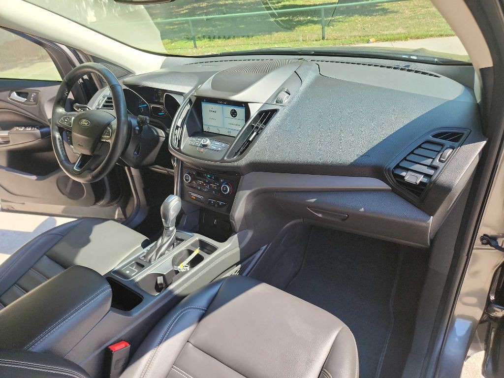 2019 Ford Escape Image 39