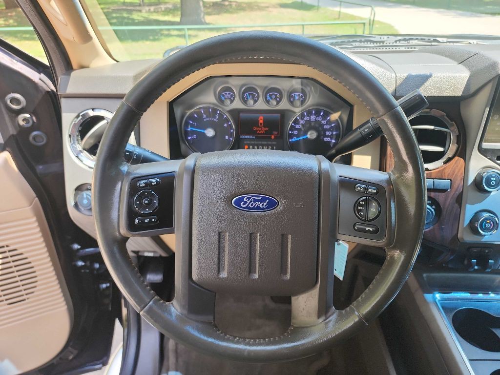2014 Ford F-250 Image 24