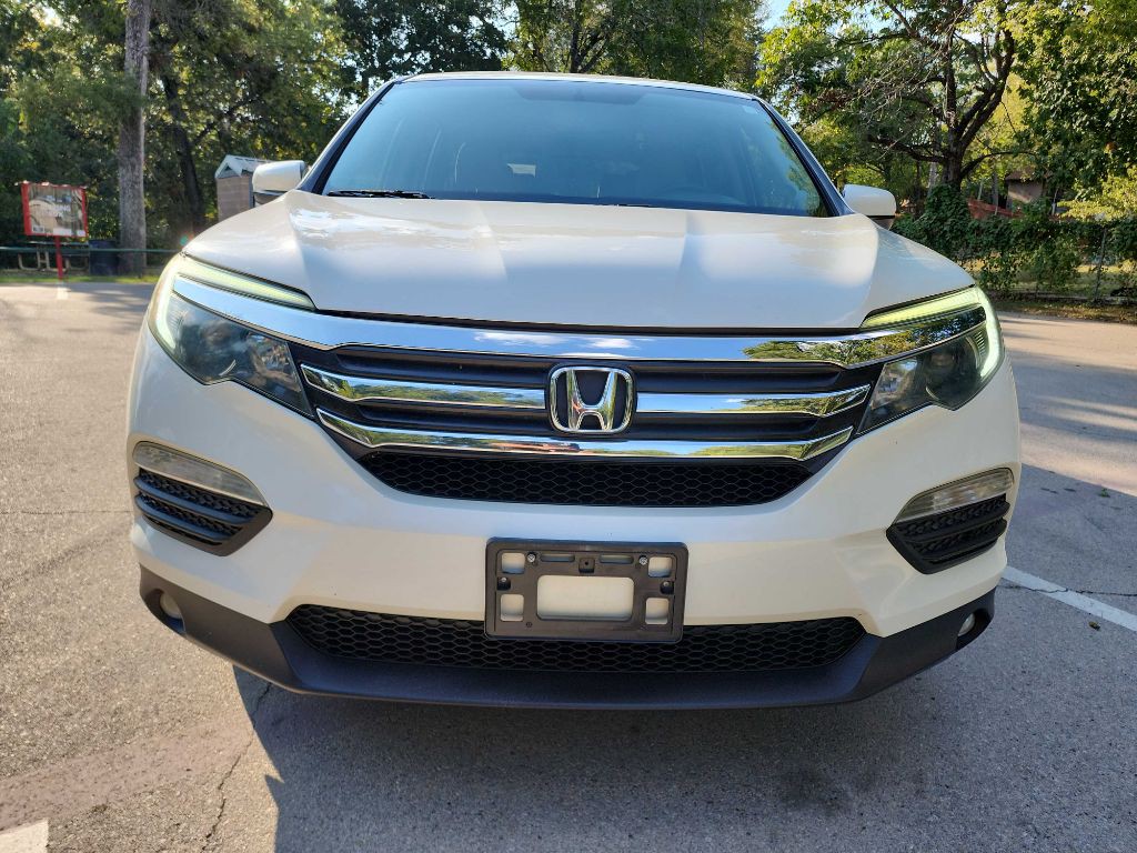2017 Honda Pilot Image 2