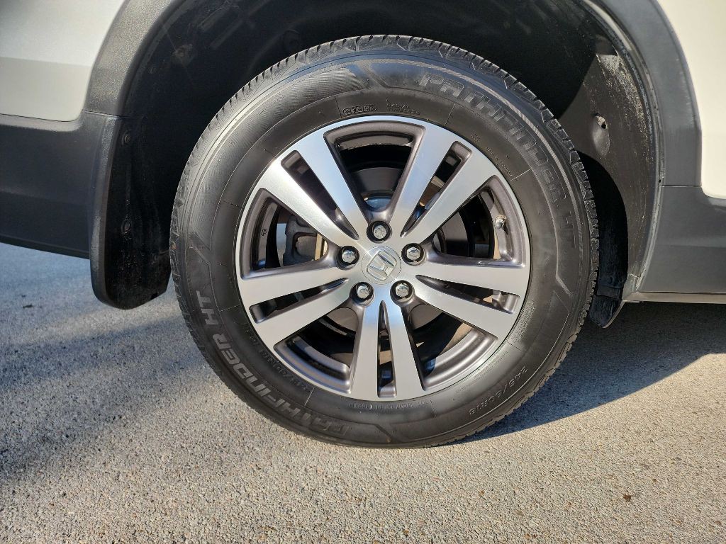 2017 Honda Pilot Image 9